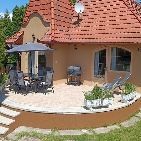 Vica Apartman บาลาทอนเบรีน ภายนอก รูปภาพ